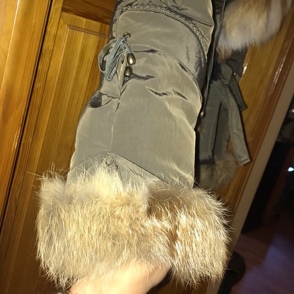 🔥🔥100% REAL FOX FUR WINTER COAT!! 🥶😍 - Picture 3 of 8